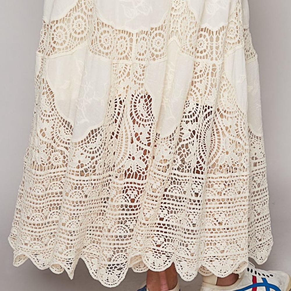 ONE LEFT POL Cream Crochet Knit Metallic Beaded Elastic Waist Maxi Skirt - Picture 6 of 8